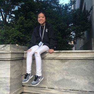 Meet your Posher, Joanna